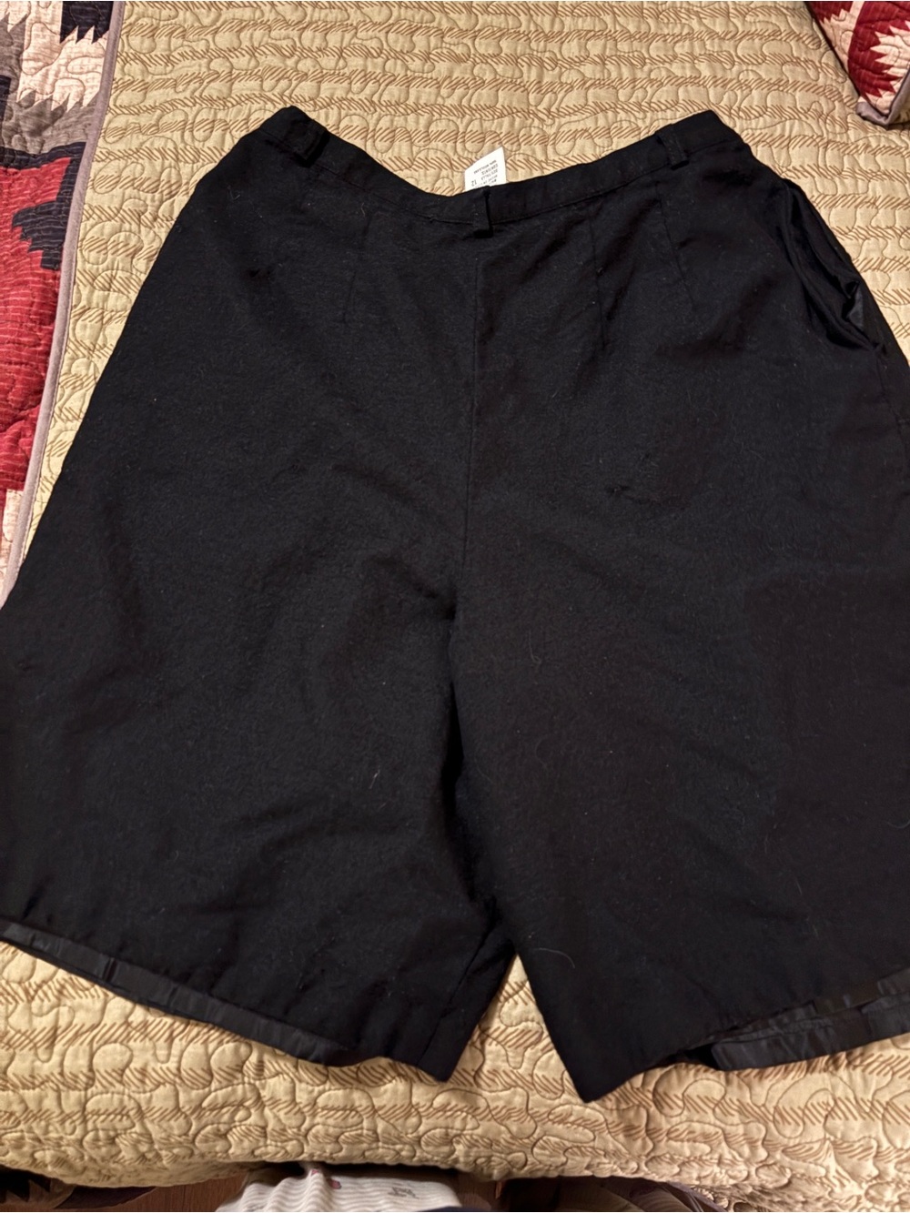 Vintage Harve Bernard wool shorts size 12